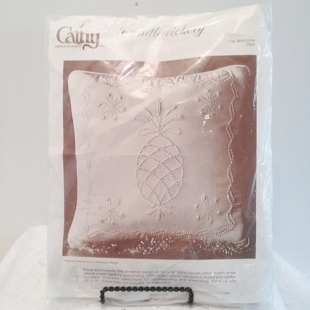 Cathy Candlewicking pillow 0kit